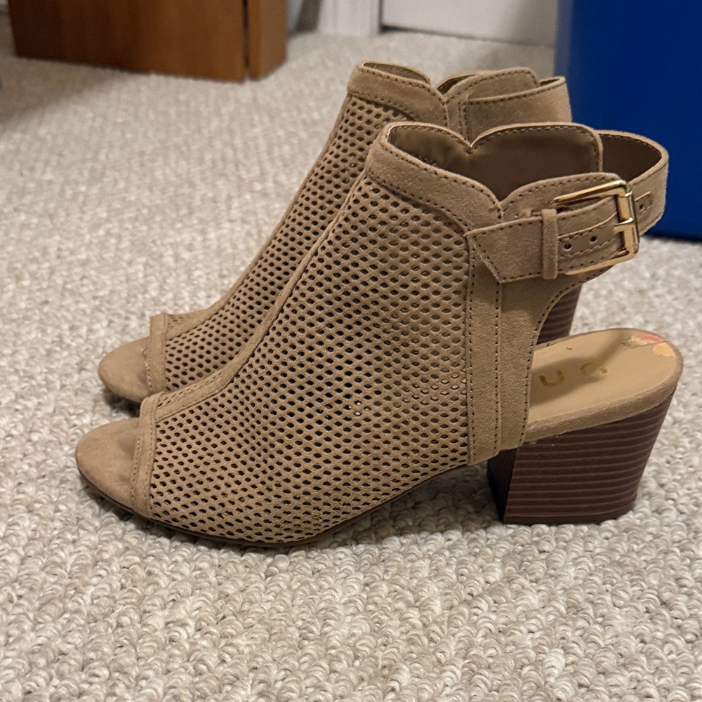 Unisa Tan Peep-Toe Heeled Boots
